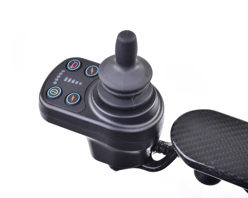 Q50 R CARBON - sammenleggbar elektrisk rullestol